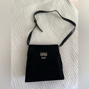 Heyraud Paris Elegant Black Suede Crossbody Bag